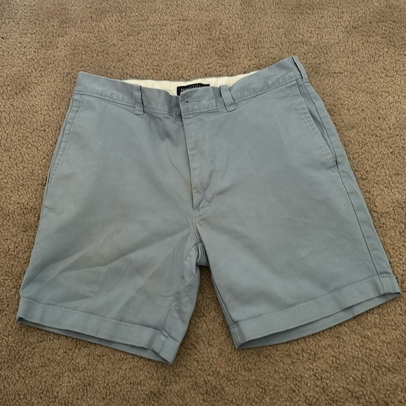 J Crew Meecantile Flex 7” inseam shorts. 31 waist - Picture 1 of 1